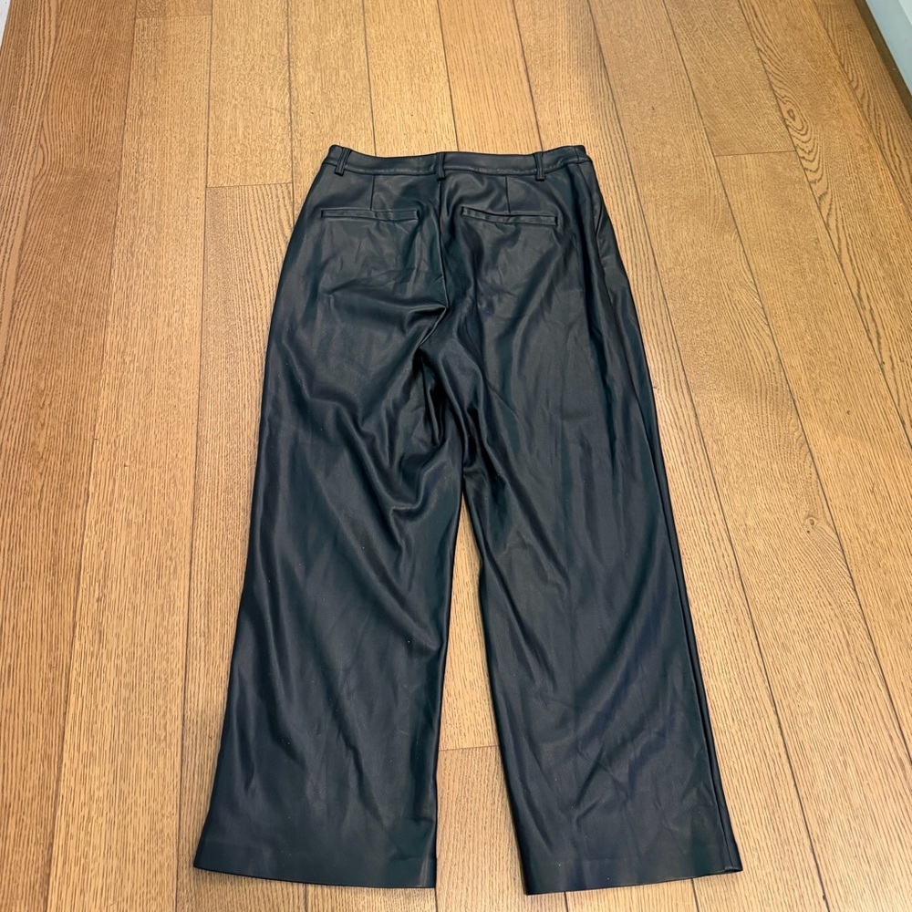Good American Faux Leather Wide Leg Crop Trousers Pants Black Size 8/29 $185 - Picture 4 of 5